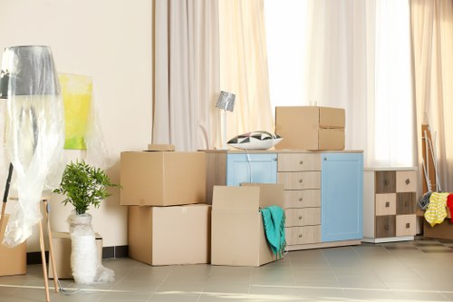 Moving home service in Holland Park with local property access considerations