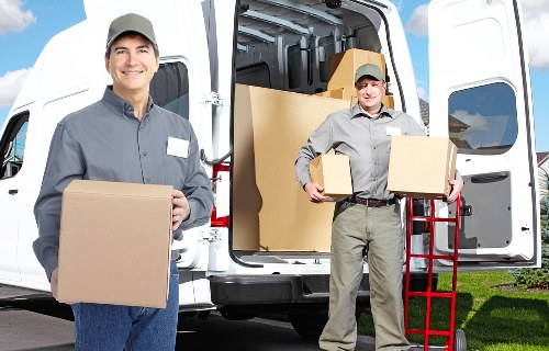Packing and loading support for home or office transport in Holland Park