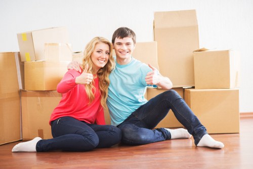 Local moving team handling access and packing logistics in Holland Park